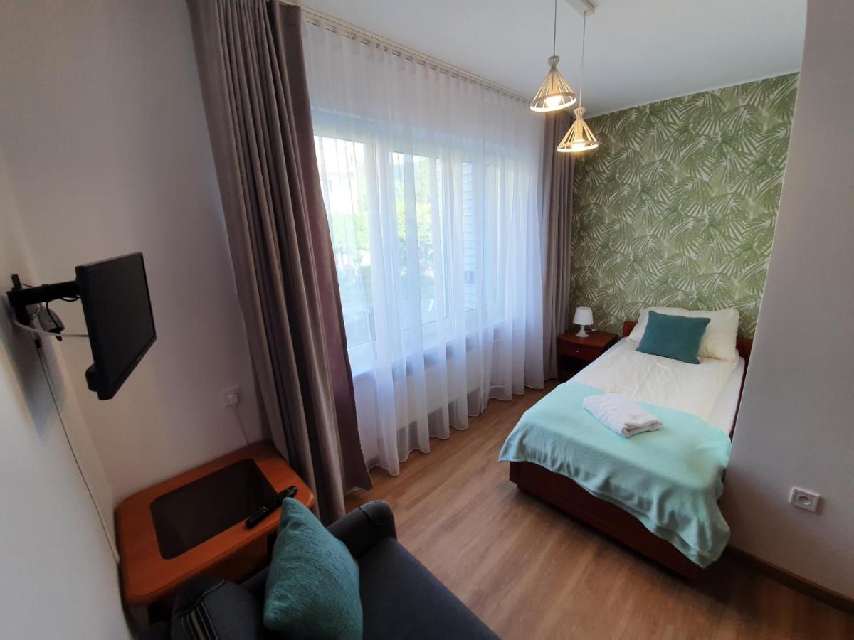 Willa Bialy Domek Ustroń Esterno foto