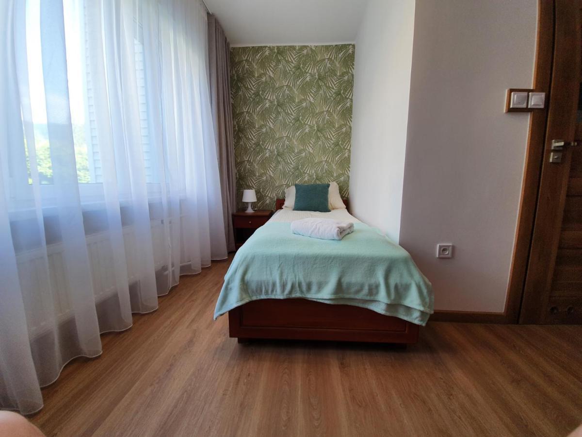 Willa Bialy Domek Ustroń Esterno foto