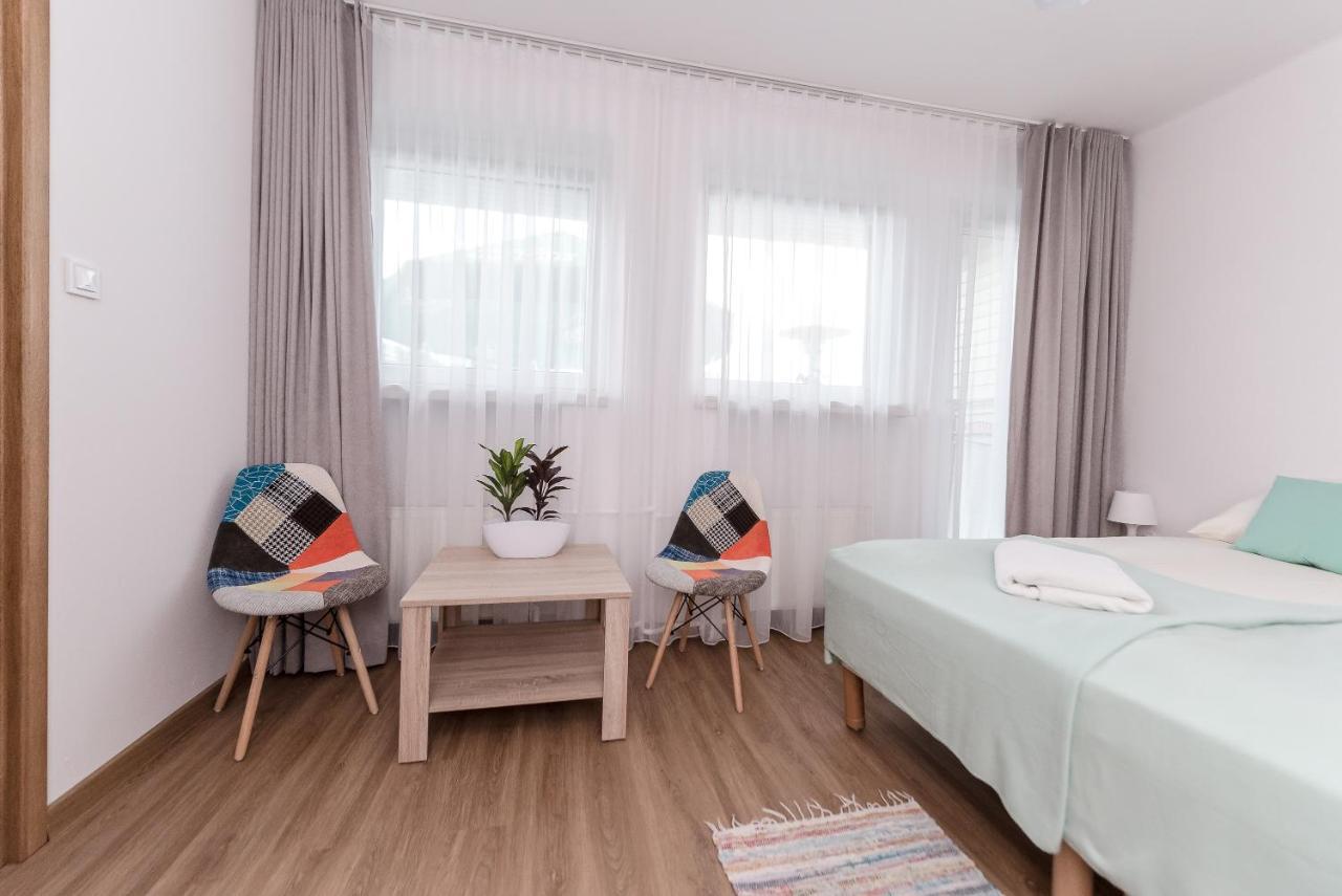 Willa Bialy Domek Ustroń Esterno foto