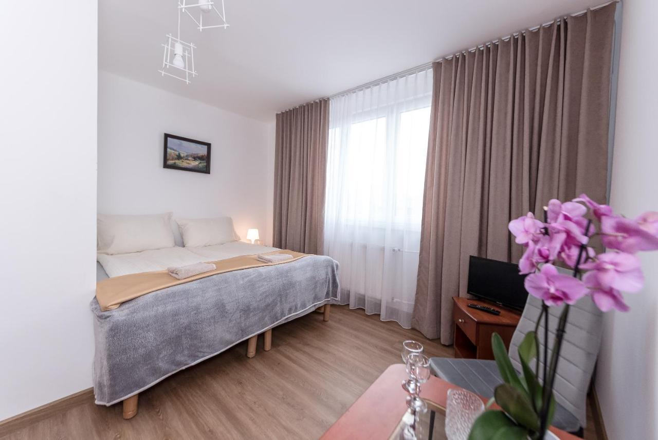 Willa Bialy Domek Ustroń Esterno foto