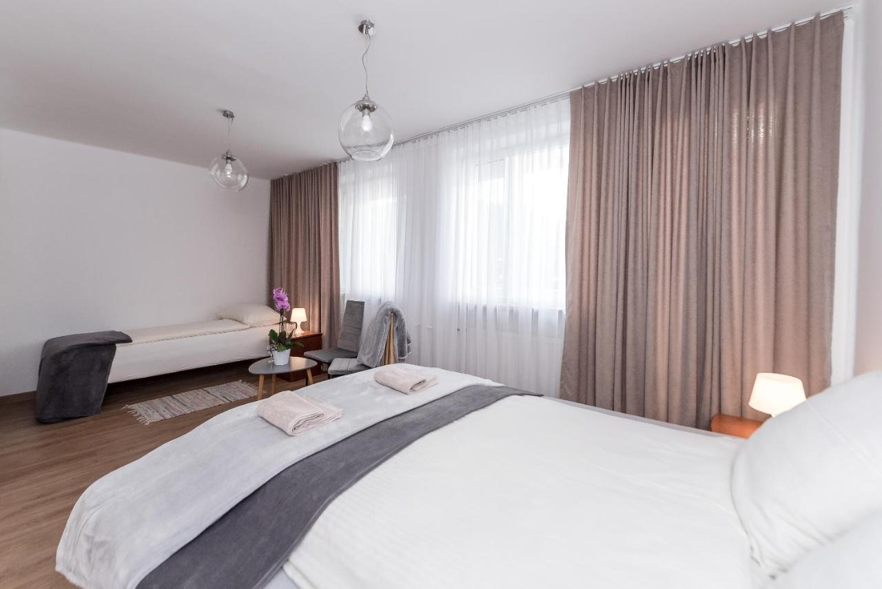 Willa Bialy Domek Ustroń Esterno foto