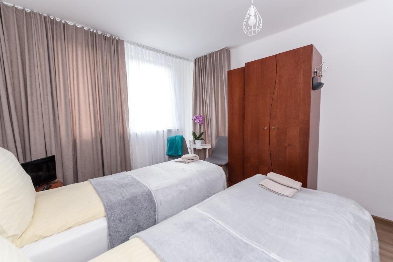Willa Bialy Domek Ustroń Esterno foto